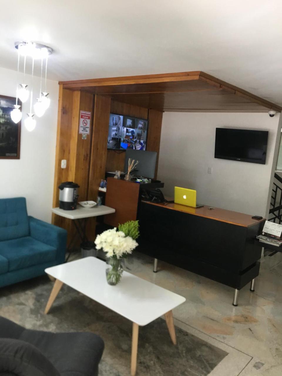 Hotel Florida Apartasuites. Ипиалес Екстериор снимка